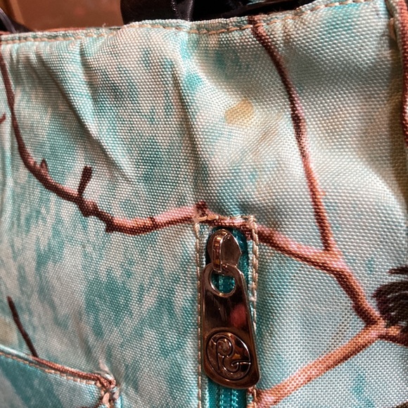 P & G Western Studded Black and teal Camo purse - Picture 4 of 11